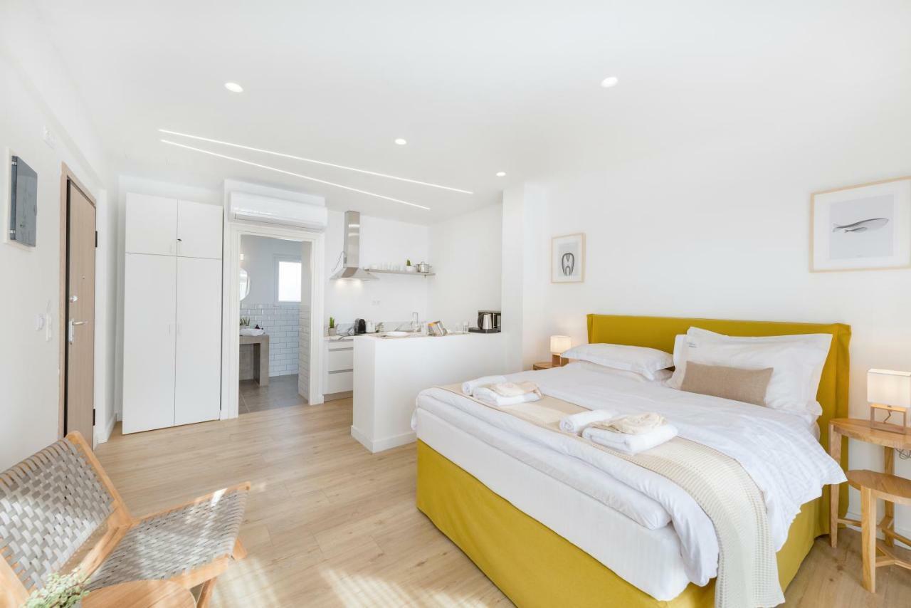 Maryflower Premium Apartments Пирея Екстериор снимка